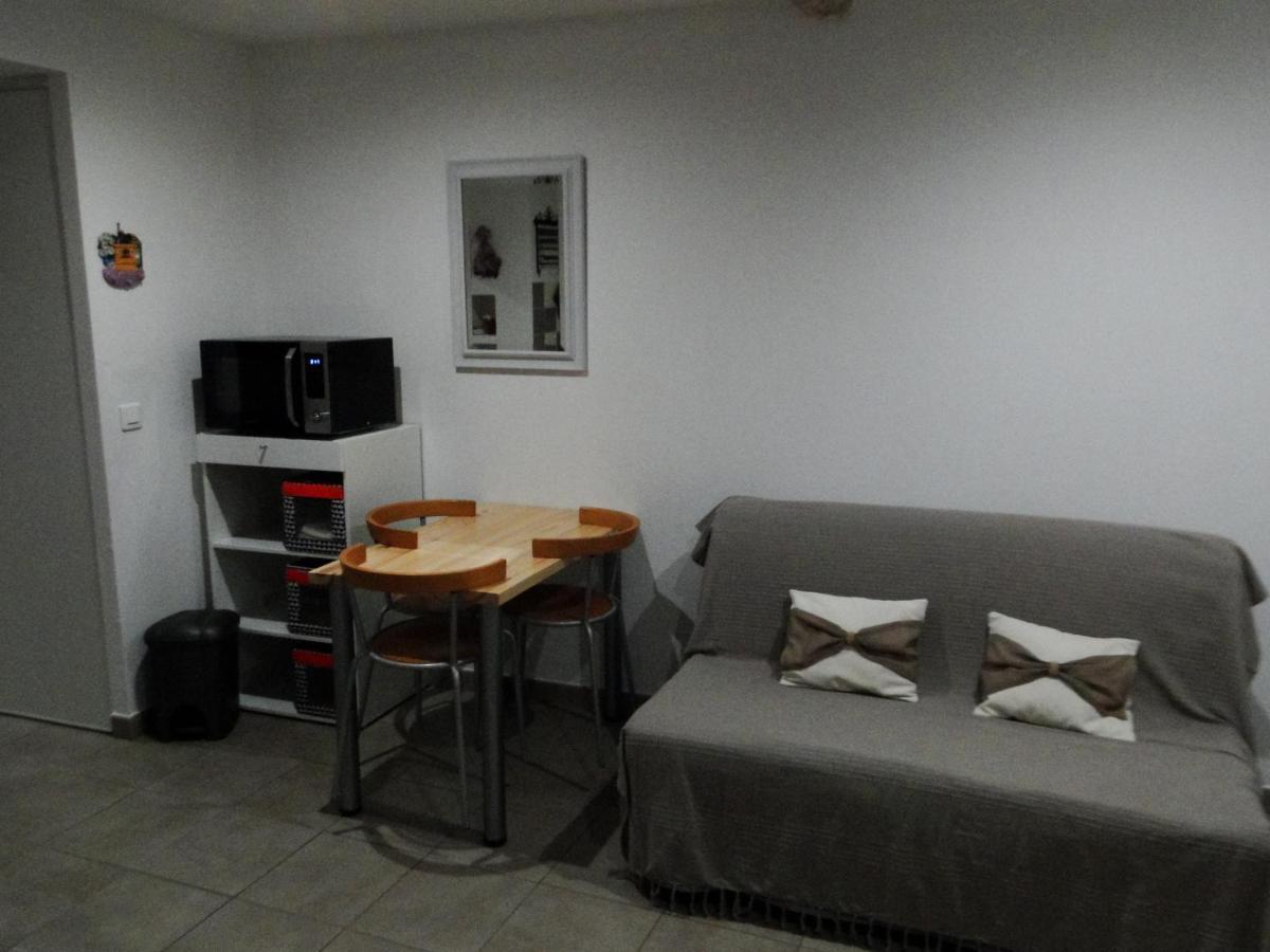 Sympathique Appartement L'Isle-sur-la-Sorgue Kültér fotó