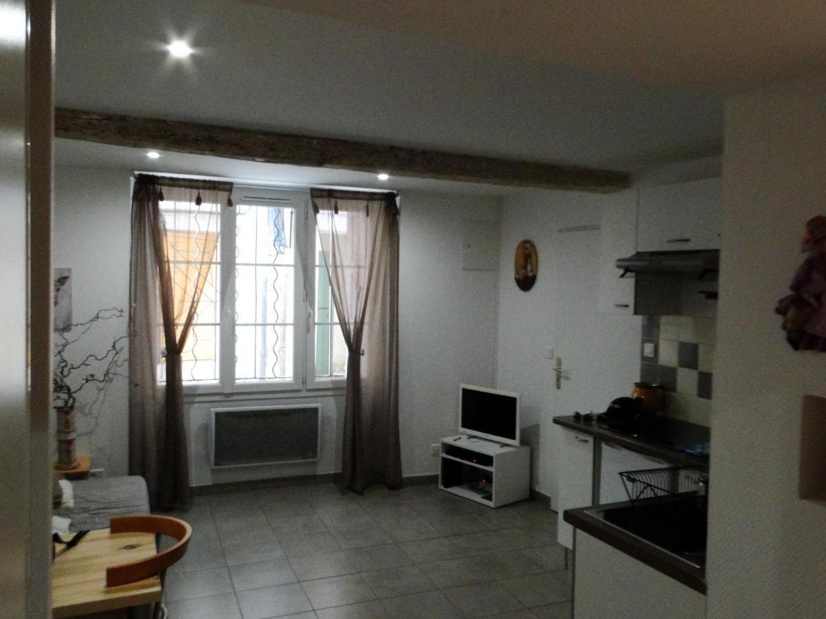 Sympathique Appartement L'Isle-sur-la-Sorgue Kültér fotó